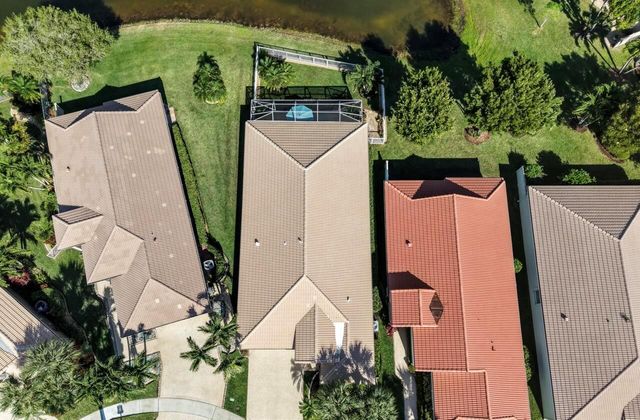 9319 Sapphire Cove Drive, West Palm Beach, FL 33411