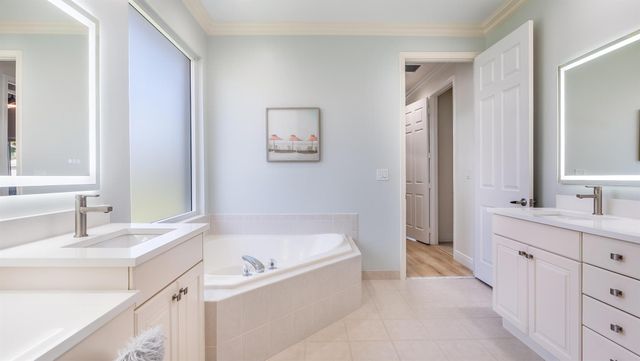 9319 Sapphire Cove Drive, West Palm Beach, FL 33411