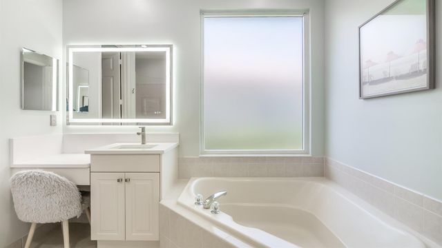 9319 Sapphire Cove Drive, West Palm Beach, FL 33411