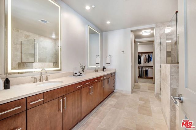 10700 Wilshire Boulevard 702, Los Angeles, CA 90024