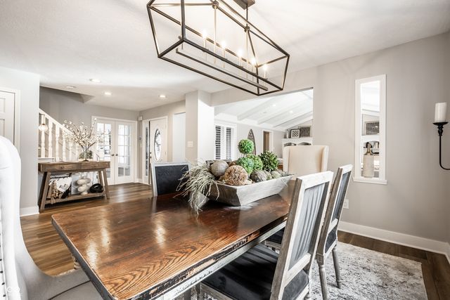 11329 Valley Meadow Drive, Zionsville, IN 46077