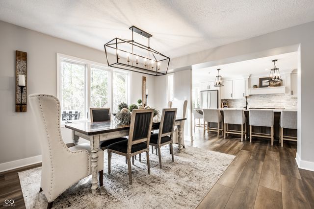 11329 Valley Meadow Drive, Zionsville, IN 46077