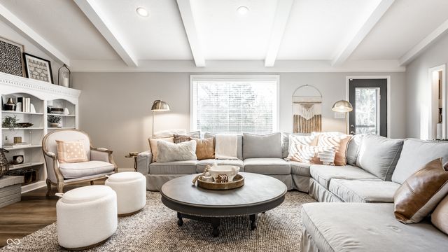 11329 Valley Meadow Drive, Zionsville, IN 46077