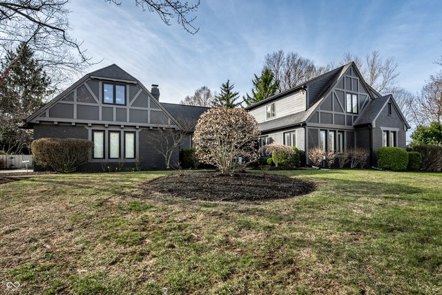 11329 Valley Meadow Drive, Zionsville, IN 46077