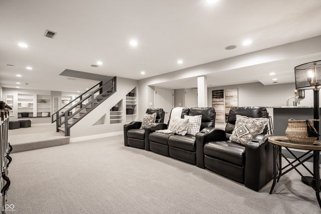 11329 Valley Meadow Drive, Zionsville, IN 46077