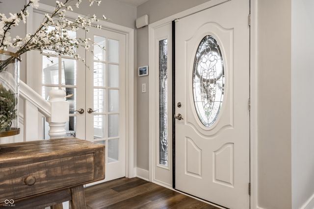 11329 Valley Meadow Drive, Zionsville, IN 46077