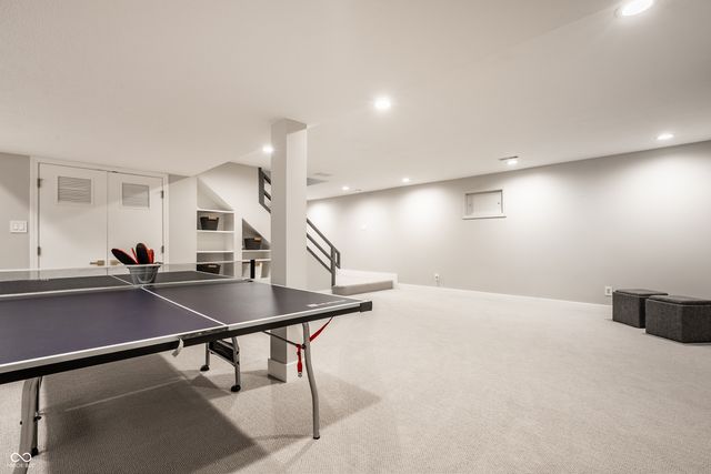 11329 Valley Meadow Drive, Zionsville, IN 46077