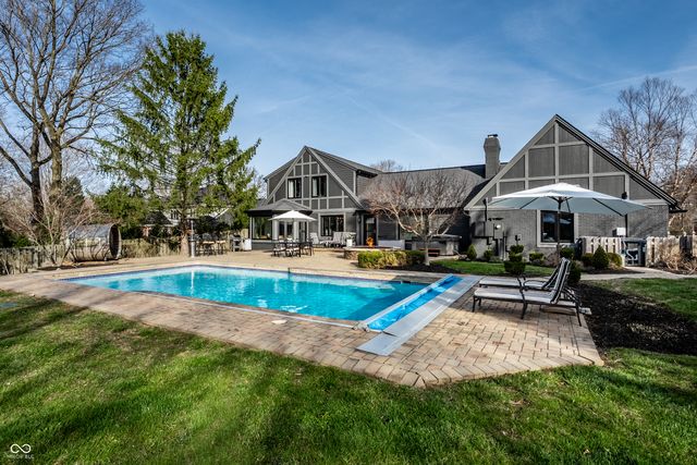 11329 Valley Meadow Drive, Zionsville, IN 46077