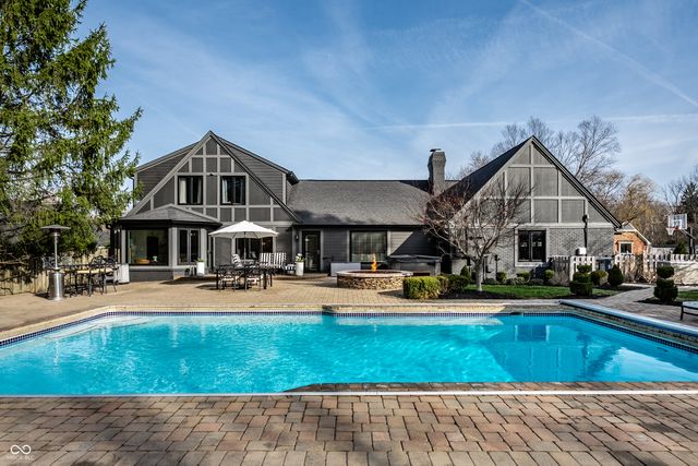 11329 Valley Meadow Drive, Zionsville, IN 46077