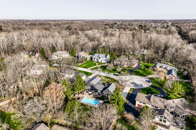 11329 Valley Meadow Drive, Zionsville, IN 46077