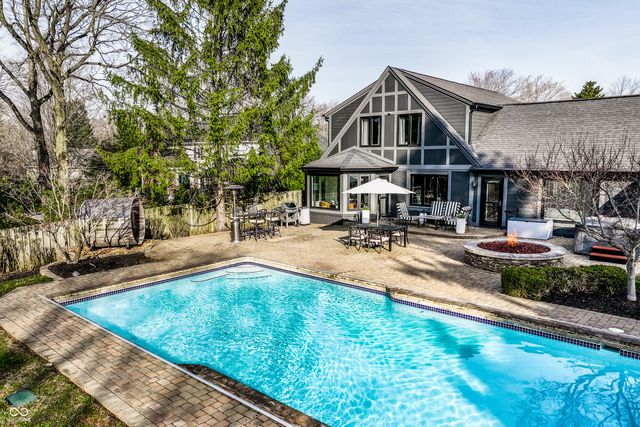 11329 Valley Meadow Drive, Zionsville, IN 46077