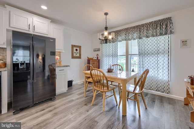 135 WESTBROOK DR, Ephrata, PA 17522