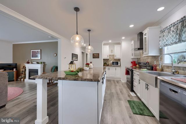 135 WESTBROOK DR, Ephrata, PA 17522