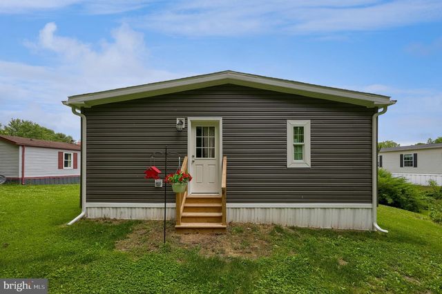 135 WESTBROOK DR, Ephrata, PA 17522