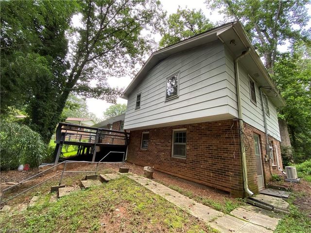 174 Cornelius Avenue, Mount Airy, NC 27030