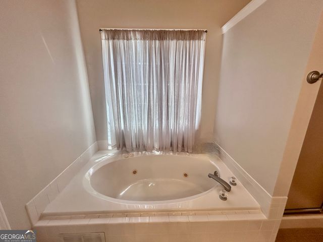 115 Leesburg Plantation Drive, Sharpsburg, GA 30277