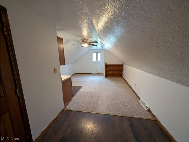 7353 Columbia, Olmsted Falls, OH 44138