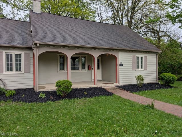 7353 Columbia, Olmsted Falls, OH 44138