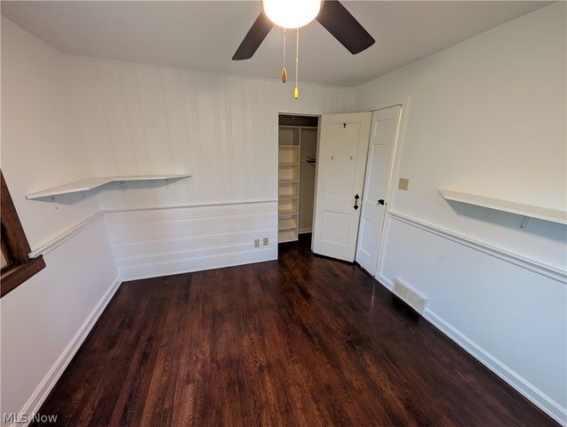 7353 Columbia, Olmsted Falls, OH 44138