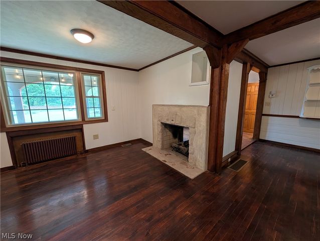 7353 Columbia, Olmsted Falls, OH 44138