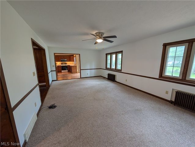 7353 Columbia, Olmsted Falls, OH 44138