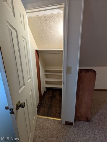 7353 Columbia, Olmsted Falls, OH 44138