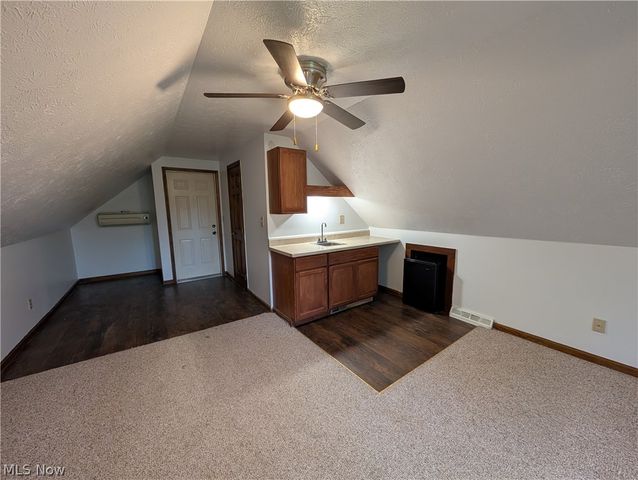 7353 Columbia, Olmsted Falls, OH 44138