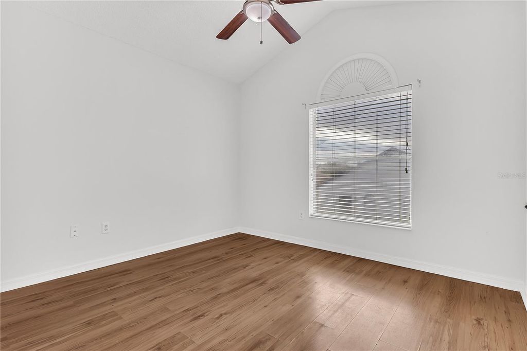 Image 29 of property listing at 12516 BELROSE AVENUE E, Orlando, FL 32837