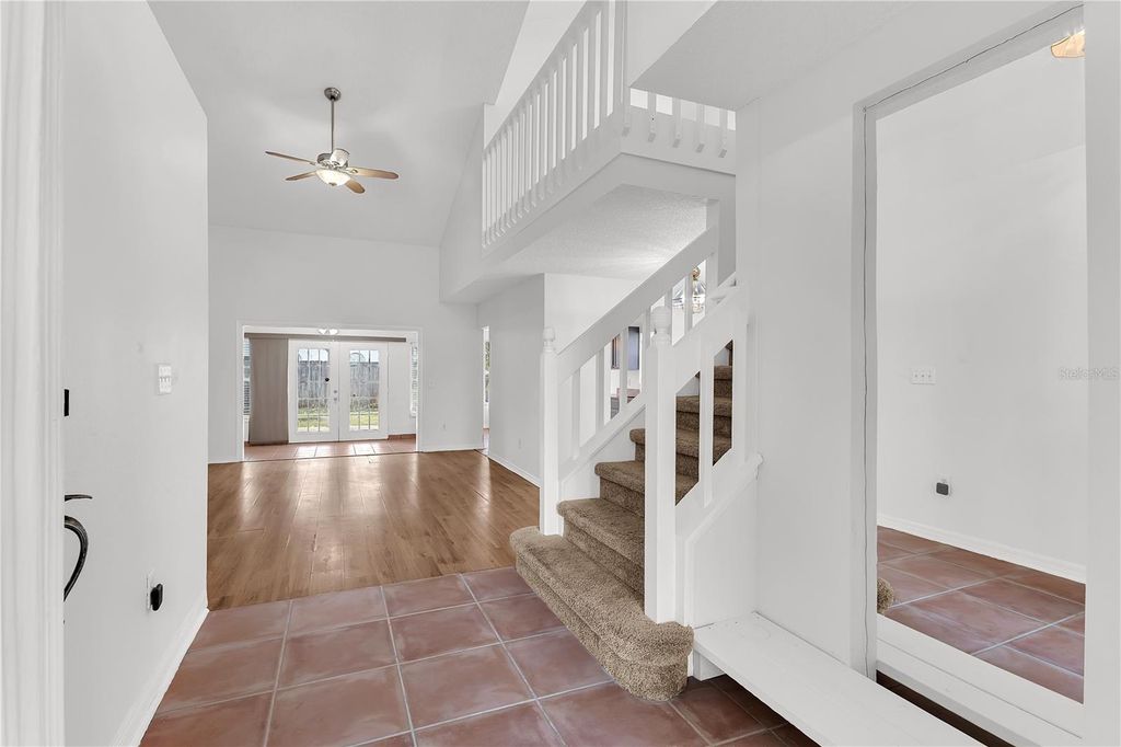 Image 7 of property listing at 12516 BELROSE AVENUE E, Orlando, FL 32837