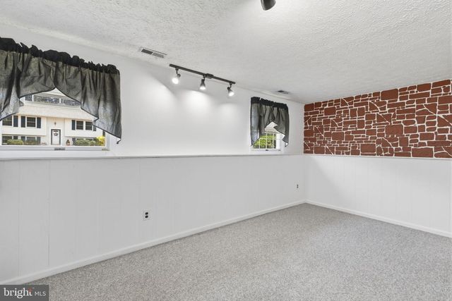 14 TULIP TREE CT, Baltimore, MD 21221