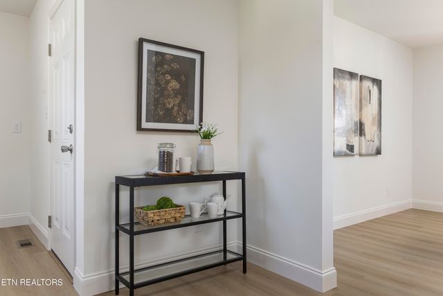 3715 SE Dockery St, Cleveland, TN 37323