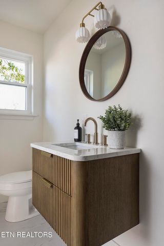 3715 SE Dockery St, Cleveland, TN 37323