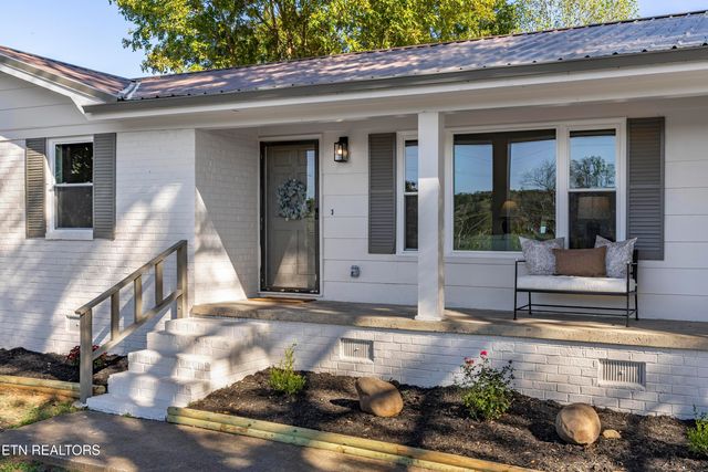 3715 SE Dockery St, Cleveland, TN 37323