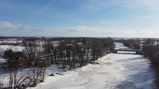 19 Mason Road Road, Champlain, NY 12919