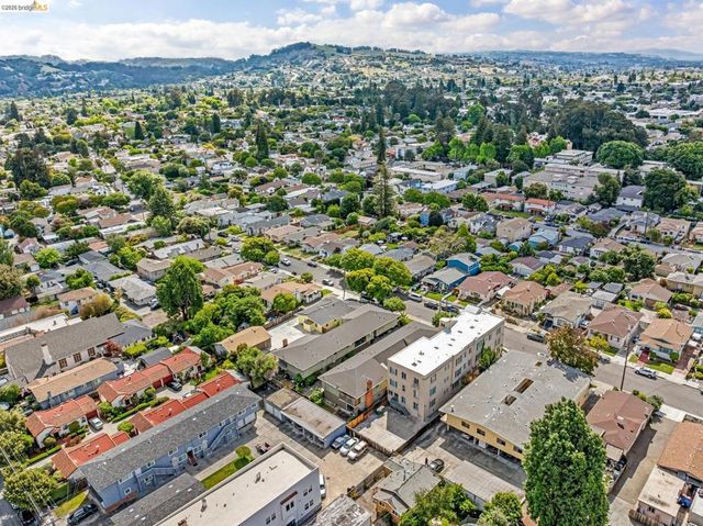 68 Oakes Blvd., San Leandro, CA 94577