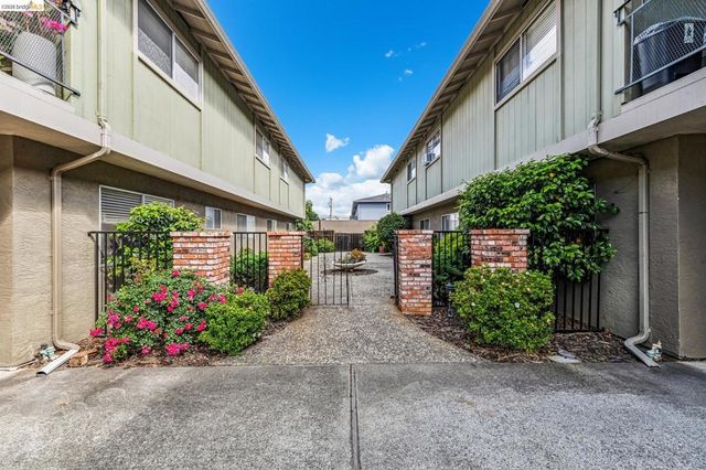 68 Oakes Blvd., San Leandro, CA 94577