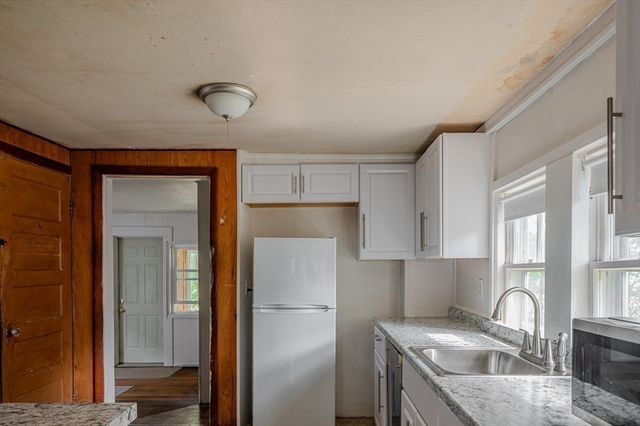 108 Palmer St, Quincy, MA 02169