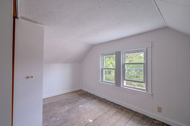 108 Palmer St, Quincy, MA 02169