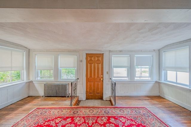 108 Palmer St, Quincy, MA 02169