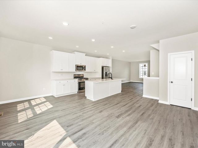 110 SPRING BANK WAY, Frederick, MD 21701