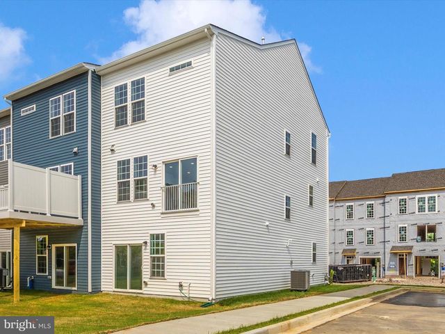 110 SPRING BANK WAY, Frederick, MD 21701