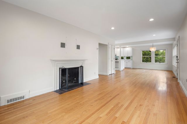 19 Sherwood Drive, Westport, CT 06880