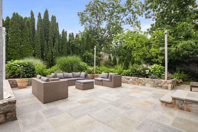 19 Sherwood Drive, Westport, CT 06880