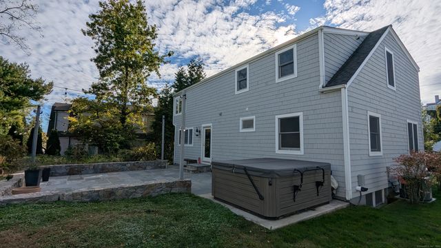 19 Sherwood Drive, Westport, CT 06880