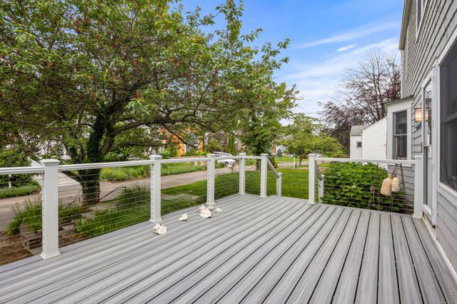 19 Sherwood Drive, Westport, CT 06880