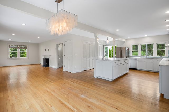 19 Sherwood Drive, Westport, CT 06880