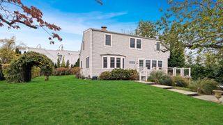 19 Sherwood Drive, Westport, CT 06880