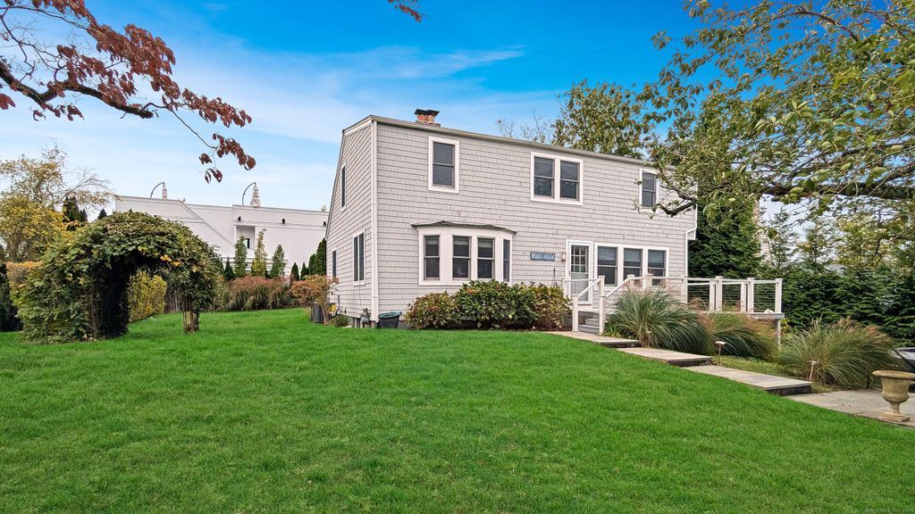 19 Sherwood Drive, Westport, CT 06880