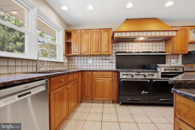 241 SCHOOL LANE, Norristown, PA 19403