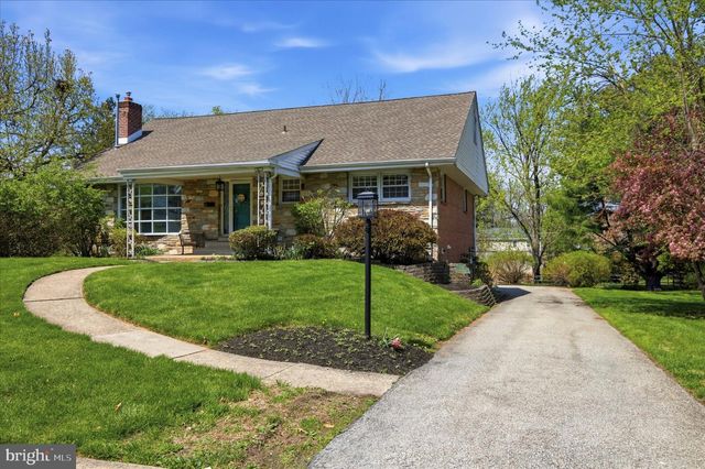 241 SCHOOL LANE, Norristown, PA 19403